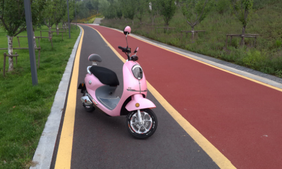 雅迪新能量+悠米智慧版评测(3)_体育产业