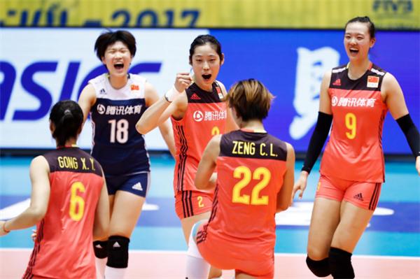 女排新球衣亮相 球迷的记忆里多了一个腾讯体