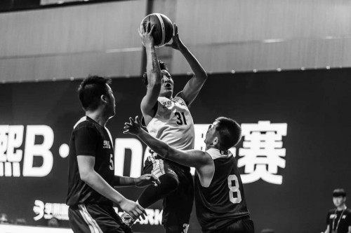 专访北京京西国际学校篮球教练--冯顺江 _体育