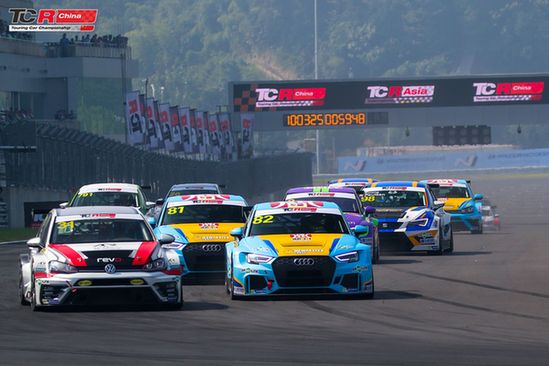 TCR China 2017赛季落幕,甄卓伟、NewFaster分夺车手、车队年度 WSF76873