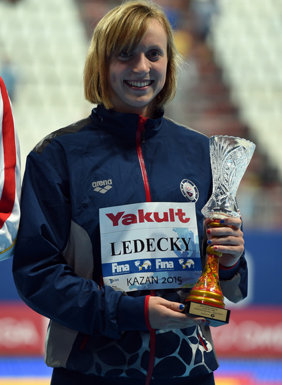 美选拔赛莱德基400自夺冠 罗切特进200自决赛