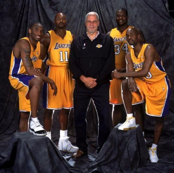 NBA八个最佳首发阵容:湖人占一半勇士未进 _