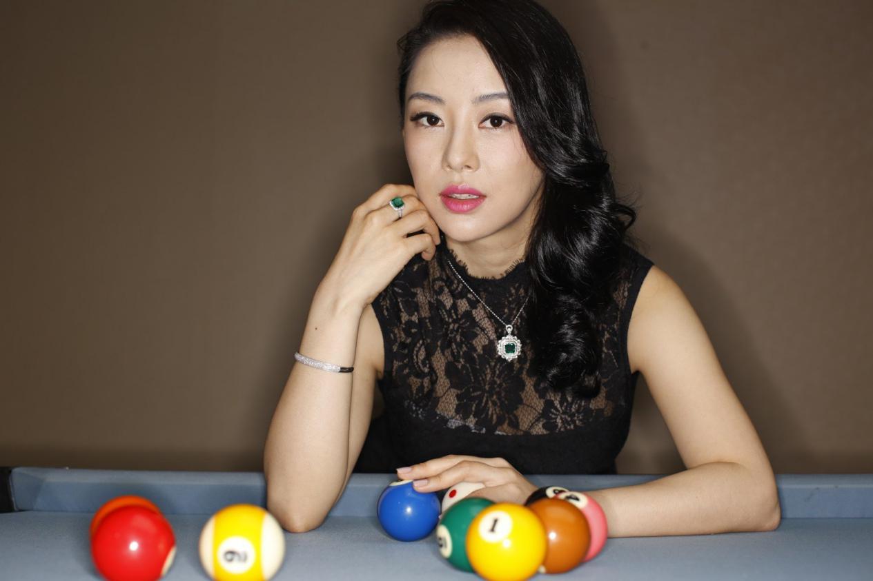 九球美女不只有潘曉婷 其閨蜜身材完爆她