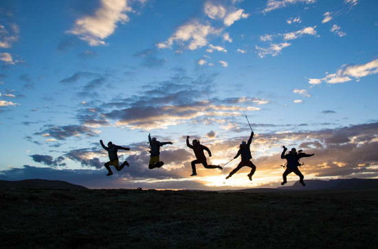 传递行走的力量 搭建互联网+体育生态圈 _大众健身 _光明网