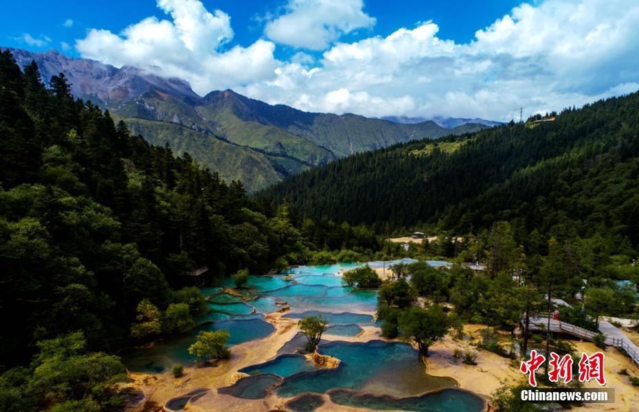 世界足球先生前3候选名单﹕C罗魔笛萨拉赫 梅