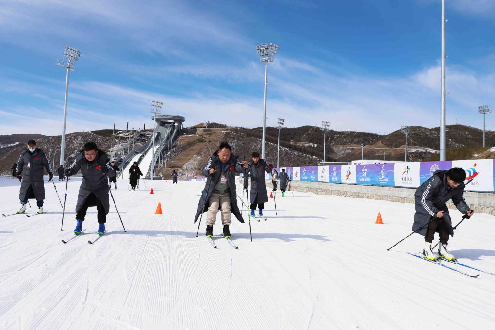 競技精彩紛呈 冰雪激情共享——2023-2024冰雪季競技冰雪運動盤點