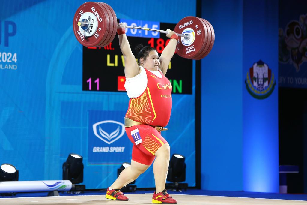 舉重世界杯：李雯雯囊括女子87公斤以上級三金