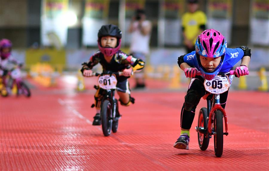全民健身——2020儿童滑步车亲子嘉年华海口举行