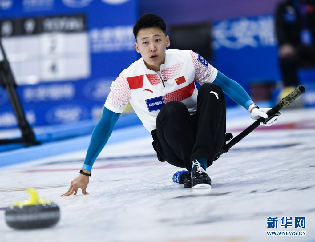 冰壶——中国公开赛：中国一队战胜青海队