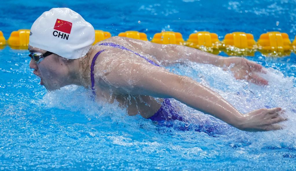 游泳——全国冠军赛:张雨霏晋级女子200米蝶泳决赛
