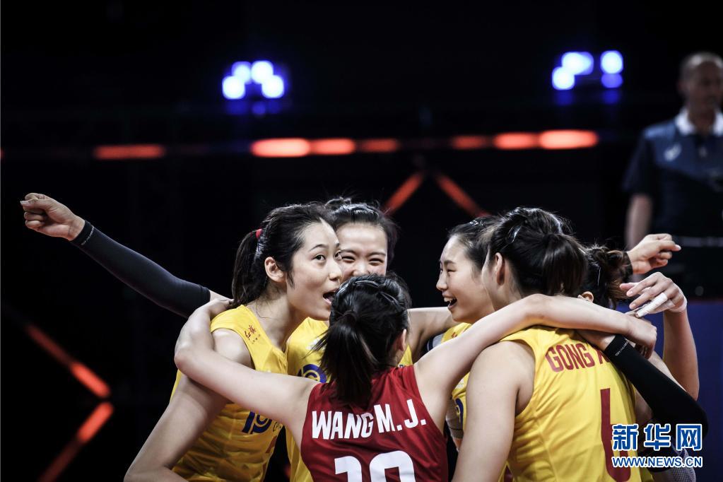 世界女排联赛：中国队战胜美国队