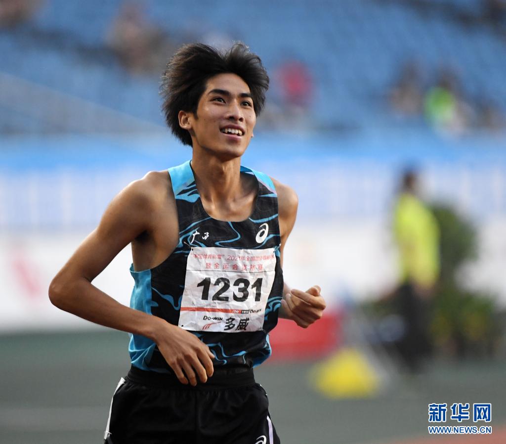 全国田径锦标赛：刘德助获男子1500米冠军