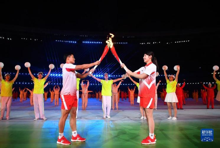 第十四届全国运动会开幕式在西安奥体中心举行
