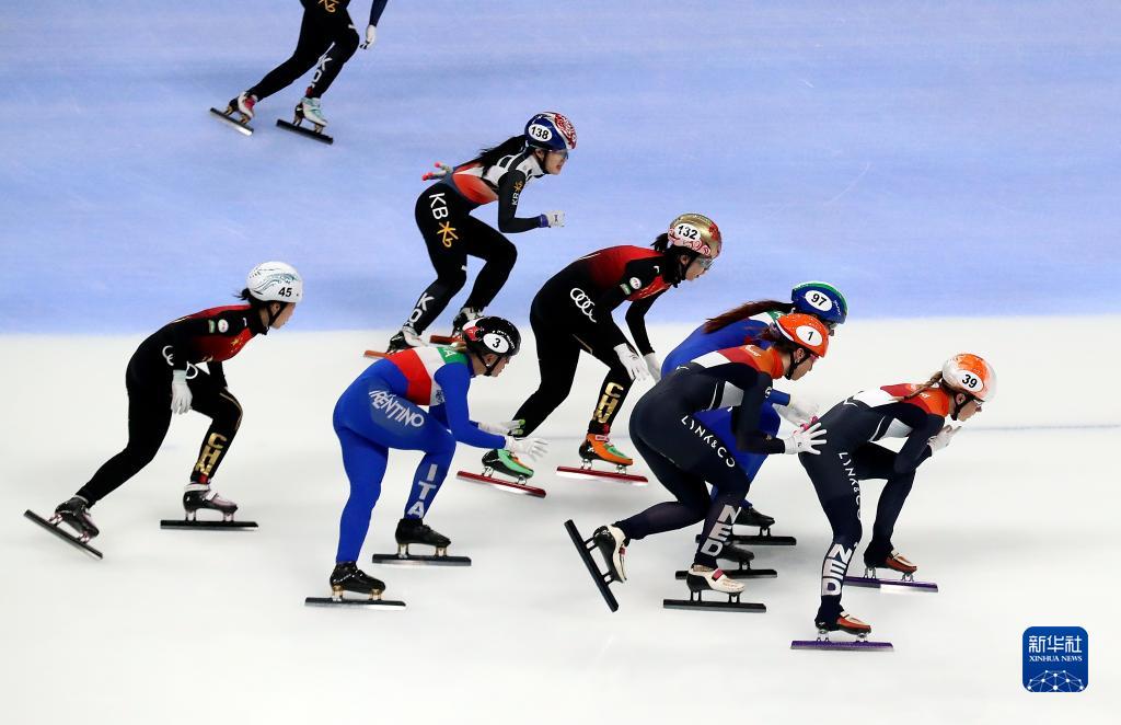 短道速滑——世界杯北京站：中国队夺得女子3000米接力冠军