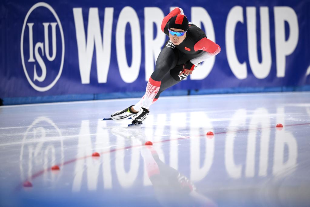 速度滑冰——世界杯赛：高亭宇男子500米夺冠