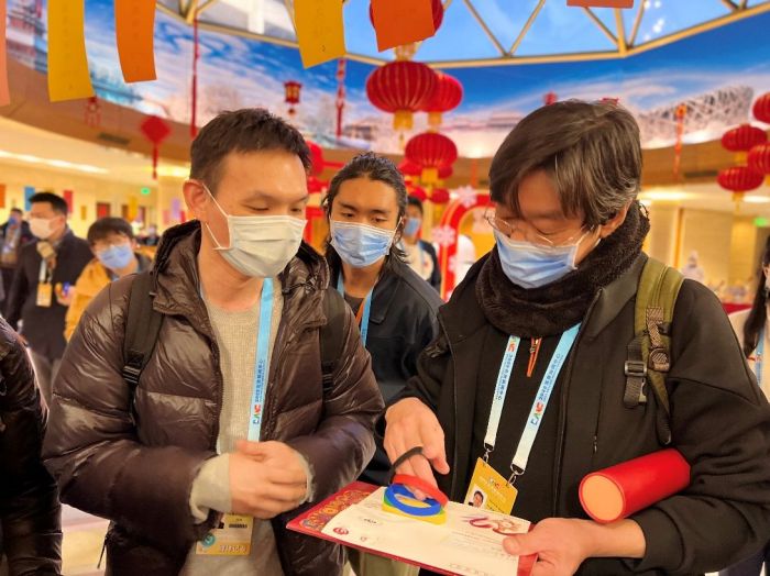日本记者元宵初体验：中国朋友的友好和热情让人感动！