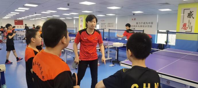 专访冯元瀚：乒乓球是我的名片 希望将球技以及精神传递