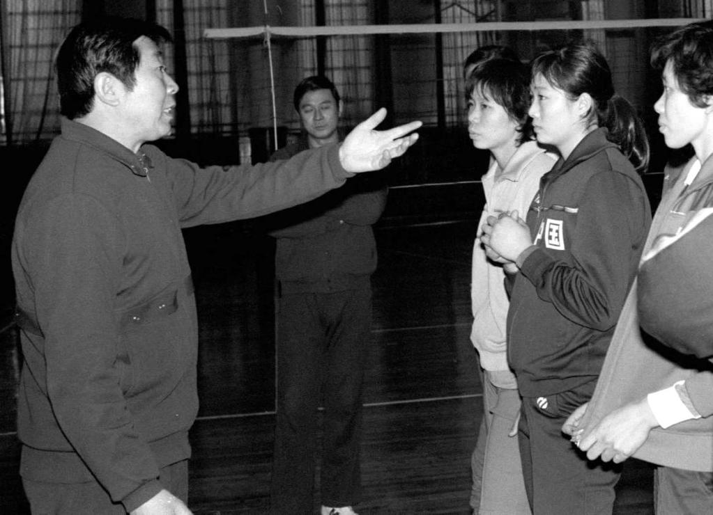中国排球资深教练李耀先去世