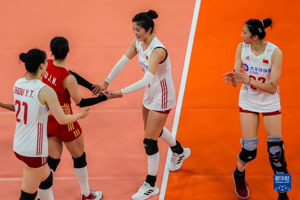女排亚洲杯：中国队晋级决赛