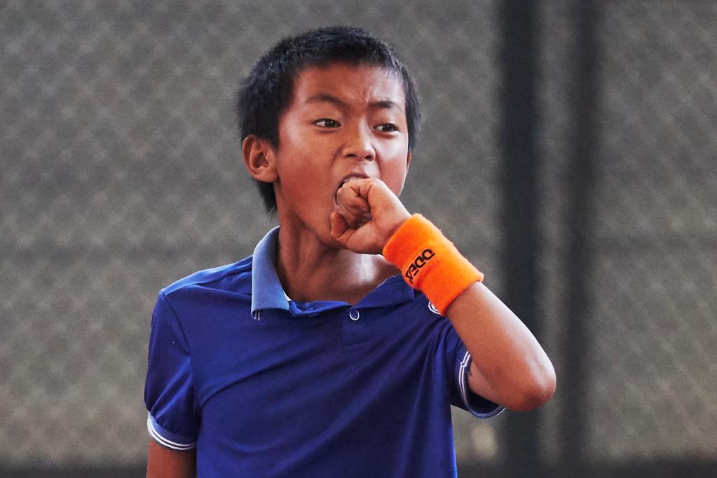 网球“背篓少年”成名背后……