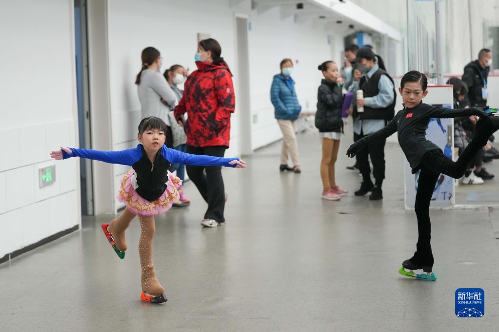 全民健身——北京市花样滑冰和队列滑联赛标准赛启迪站赛况