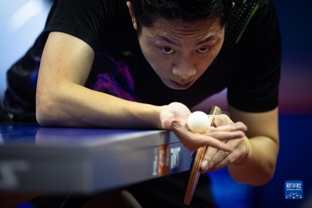 乒乓球——全国锦标赛：上海地产集团队男子团体夺冠