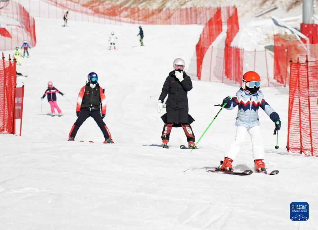 滑雪运动 乐享假期