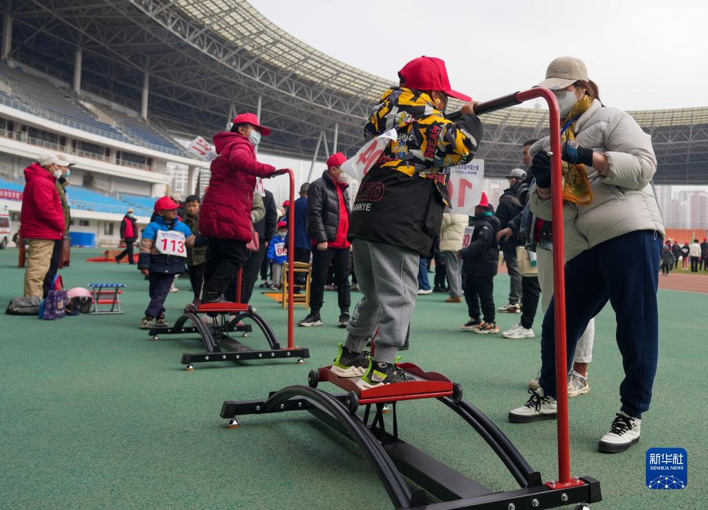 第七届中国残疾人冰雪运动季活动在山东邹城举行