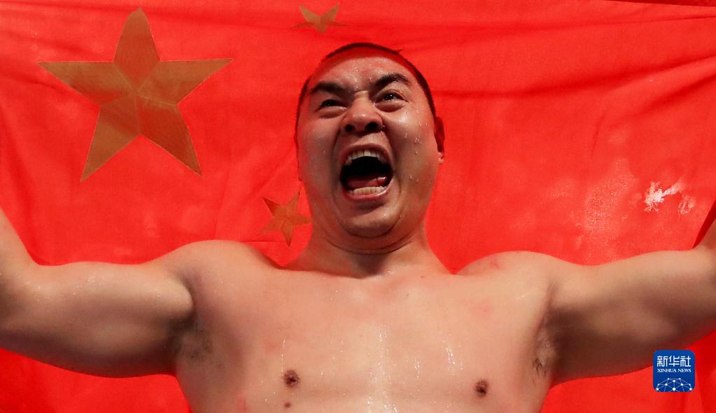 张志磊获WBO过渡拳王金腰带
