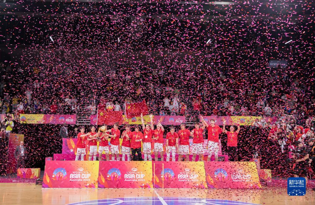 12年等候，今朝梦圆——记我国女篮重夺亚洲杯冠军