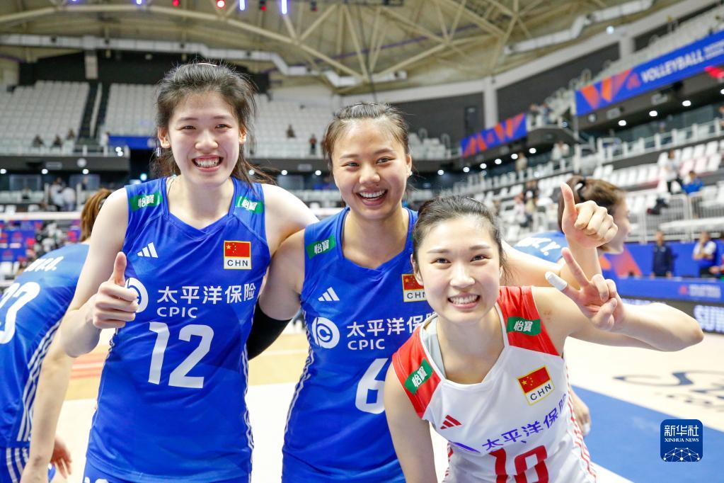 世界女排联赛：中国队胜美国队