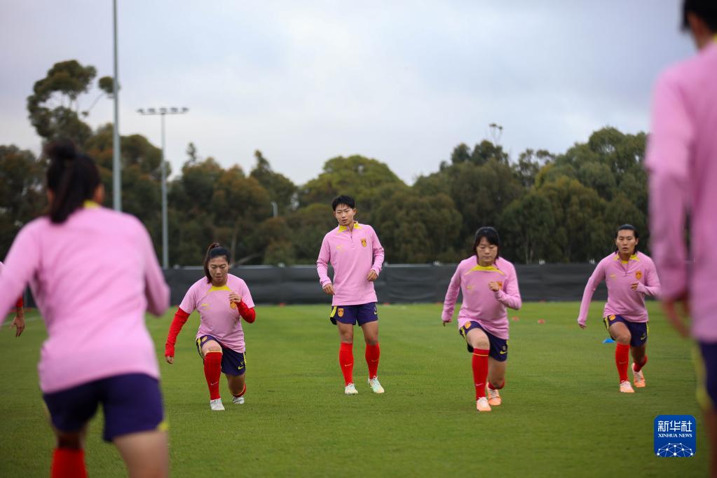 中国女足在澳备战世界杯