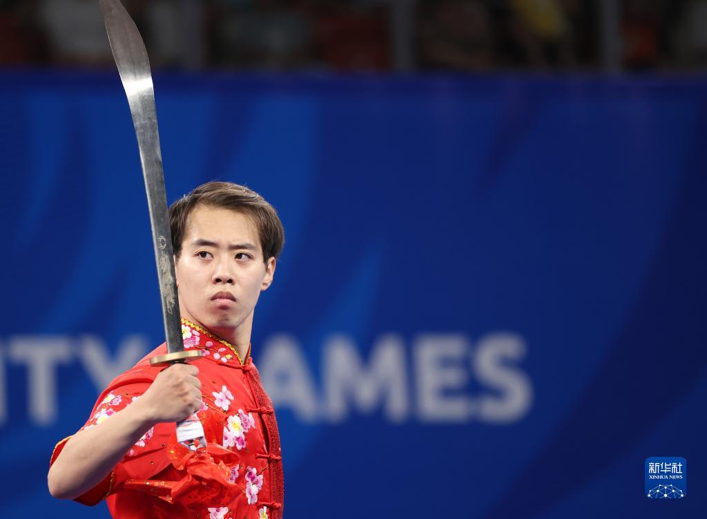 成都大运会丨武术——男子刀术：中国选手金哲典夺金