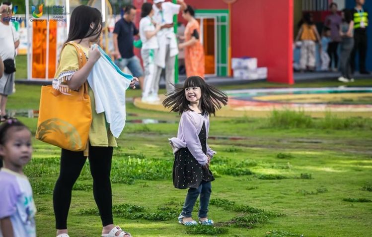 大運觀察丨與大運會同頻共振，共享公園里“微觀大運”