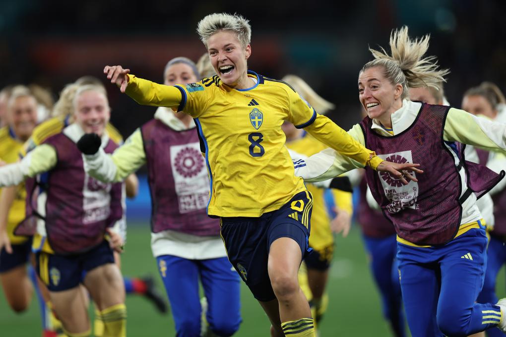 女足世界杯丨足球，没有循规蹈矩