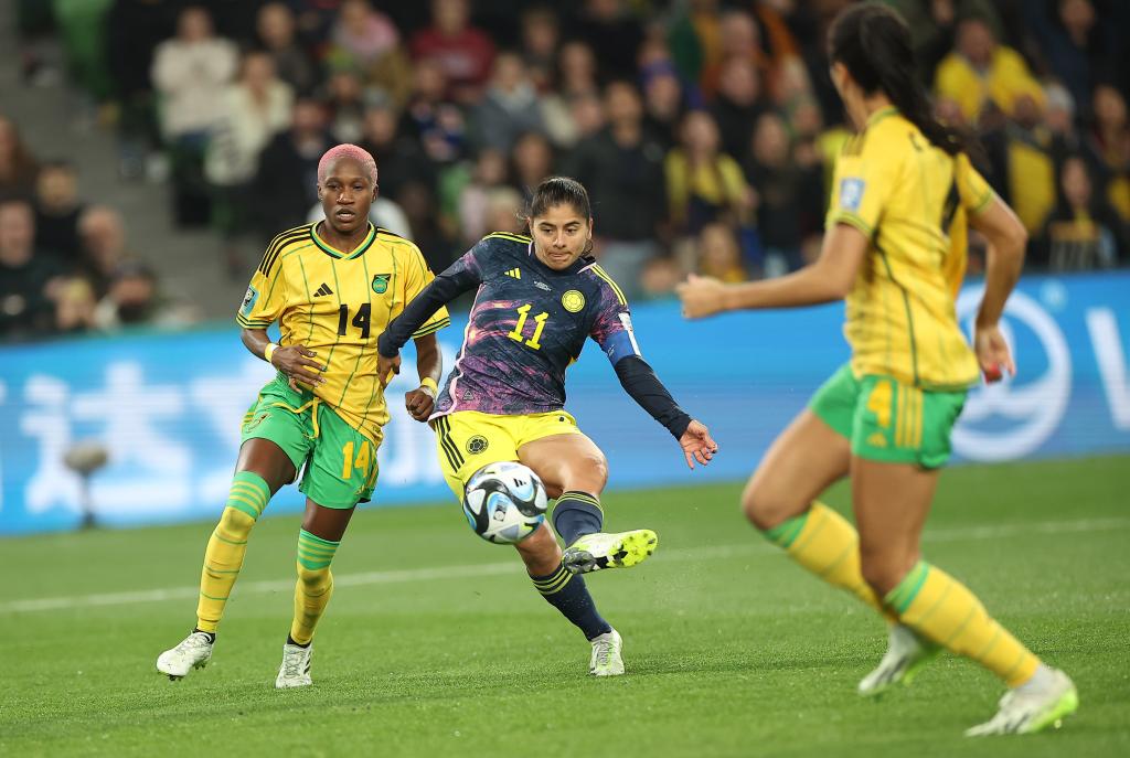 女足世界杯丨足球，没有循规蹈矩