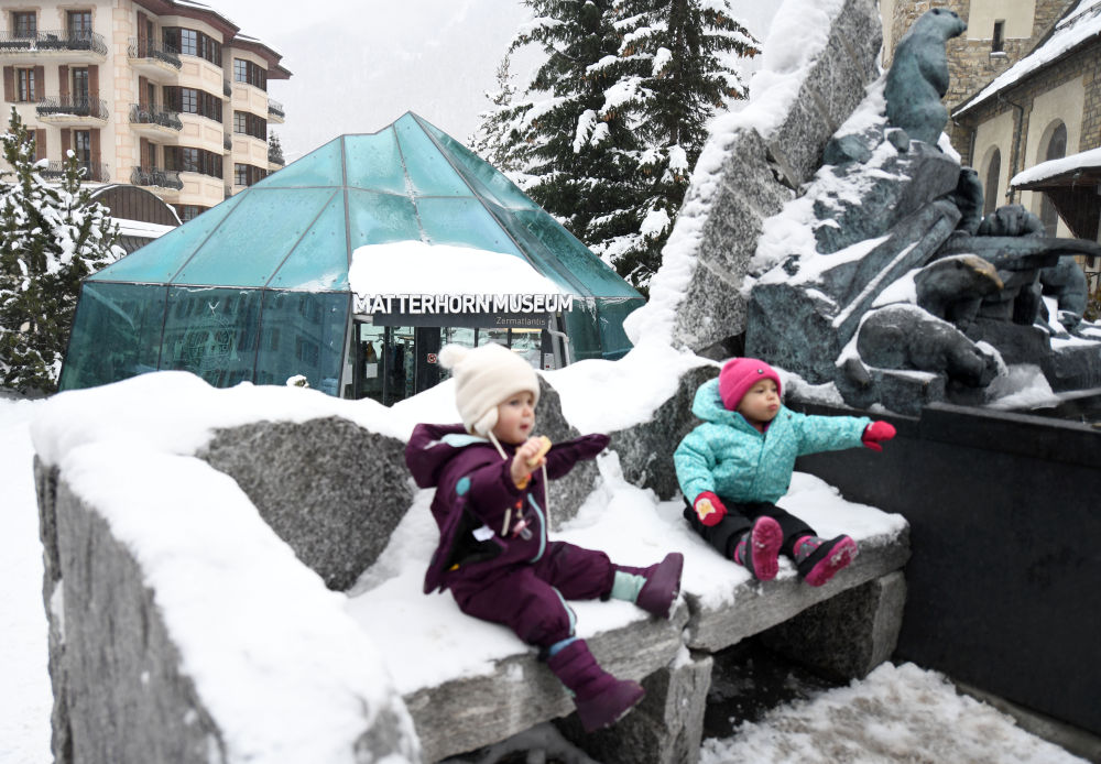 瑞士：滑雪兴趣从小培养