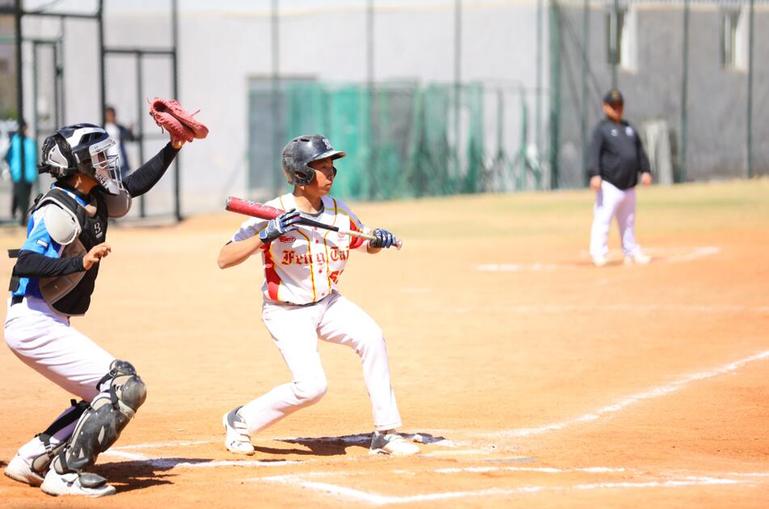 2024年北京市体育传统项目学校棒球比赛举行