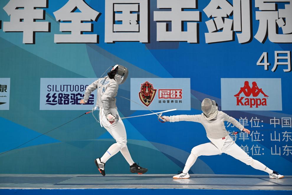 全国击剑冠军赛分站赛：北京女佩首夺全国冠军