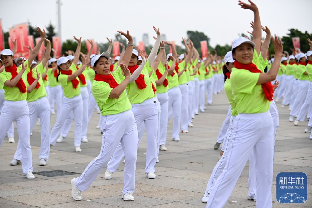 影像见证中华人民共和国成立75年体育辉煌