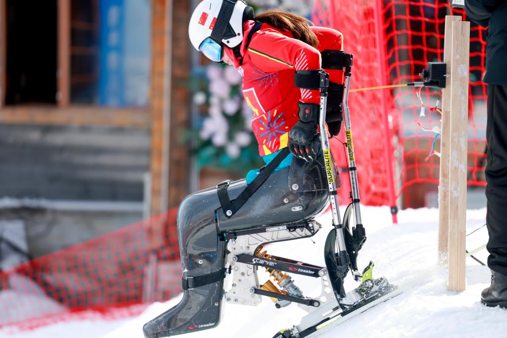 全国残特奥会高山滑雪比赛乌鲁木齐开赛