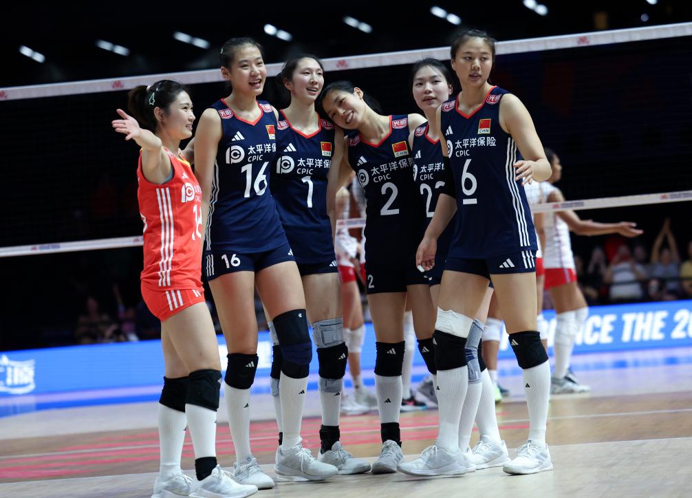 追光｜这场首考，新一代中国女排交出高分答卷