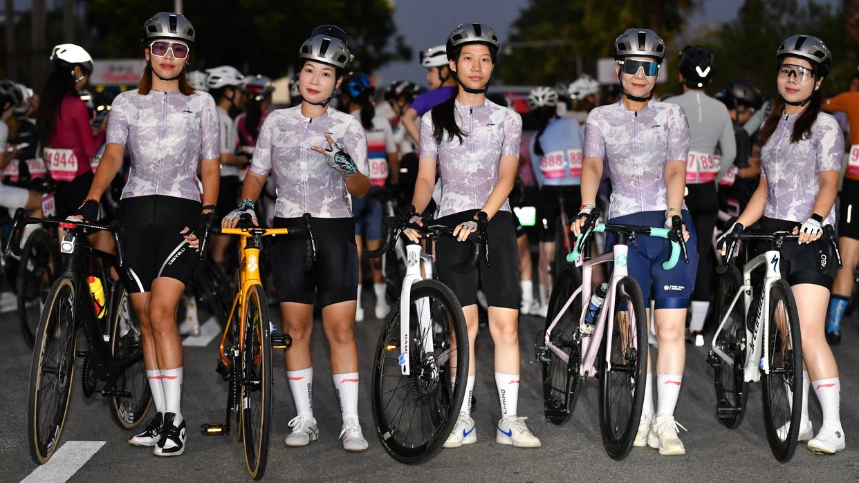 马尼耶五夺赛段,诺德哈根摘得白衫|李宁骑行助力2025环广西圆满落幕