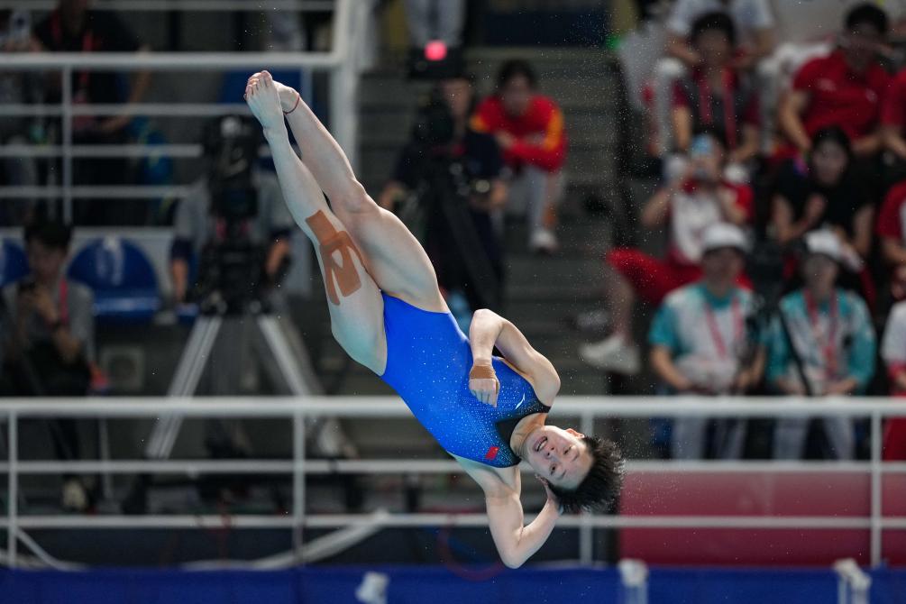 “跳水女皇”高敏点赞陈艺文:她居然还在进步