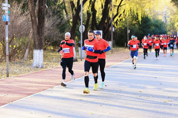 第七季朝阳职工文体嘉年华职工欢乐跑举办 第七季朝阳职工文体嘉年华职工欢乐跑举办