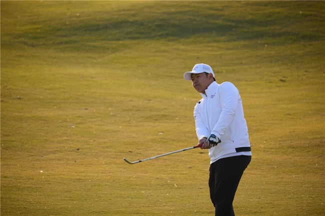 汇丰青少年公开赛 李政达霍旭冉首轮领跑男女A组