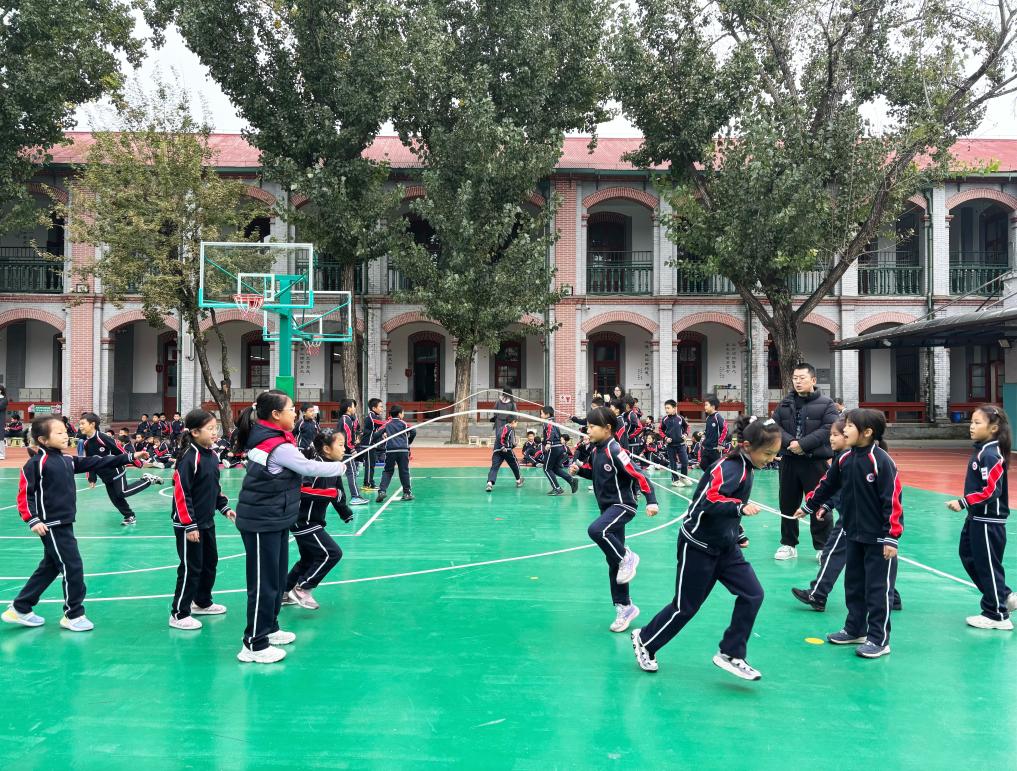 何以“班超”，“班超”当何？