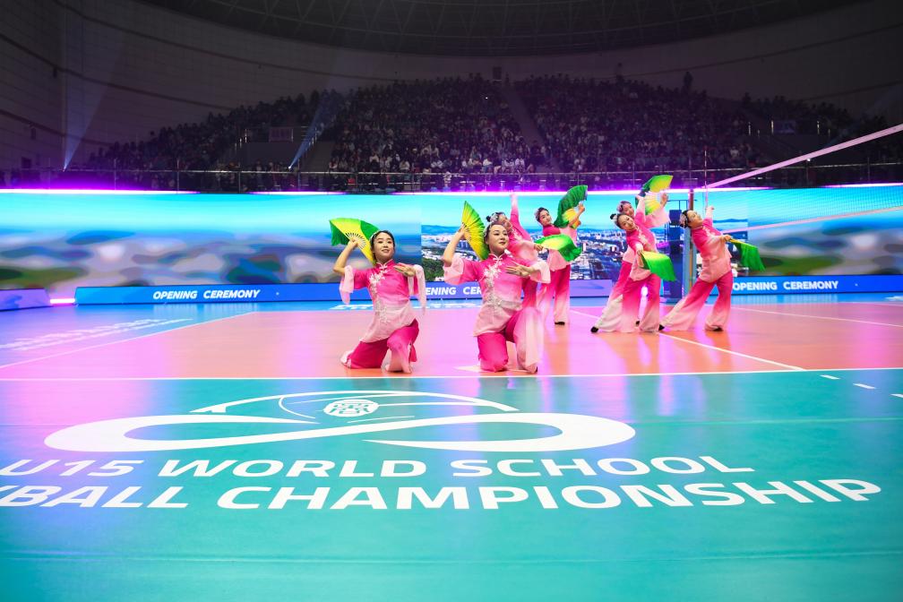 “保障每个孩子参与体育运动的权利”——专访国际中学生体育联合会主席塔纳斯科维奇