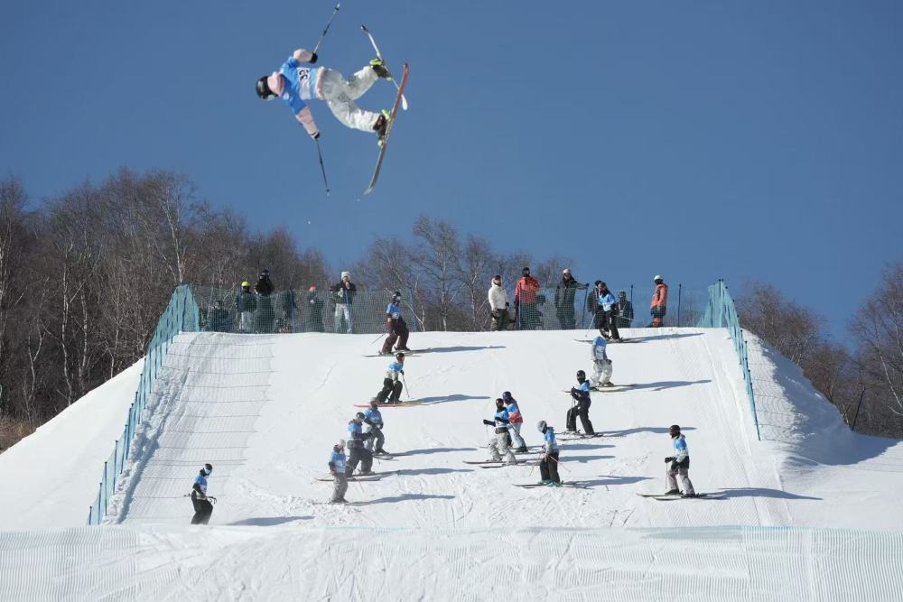 记者手记：真实的冬奥遗产 可感的产业热度