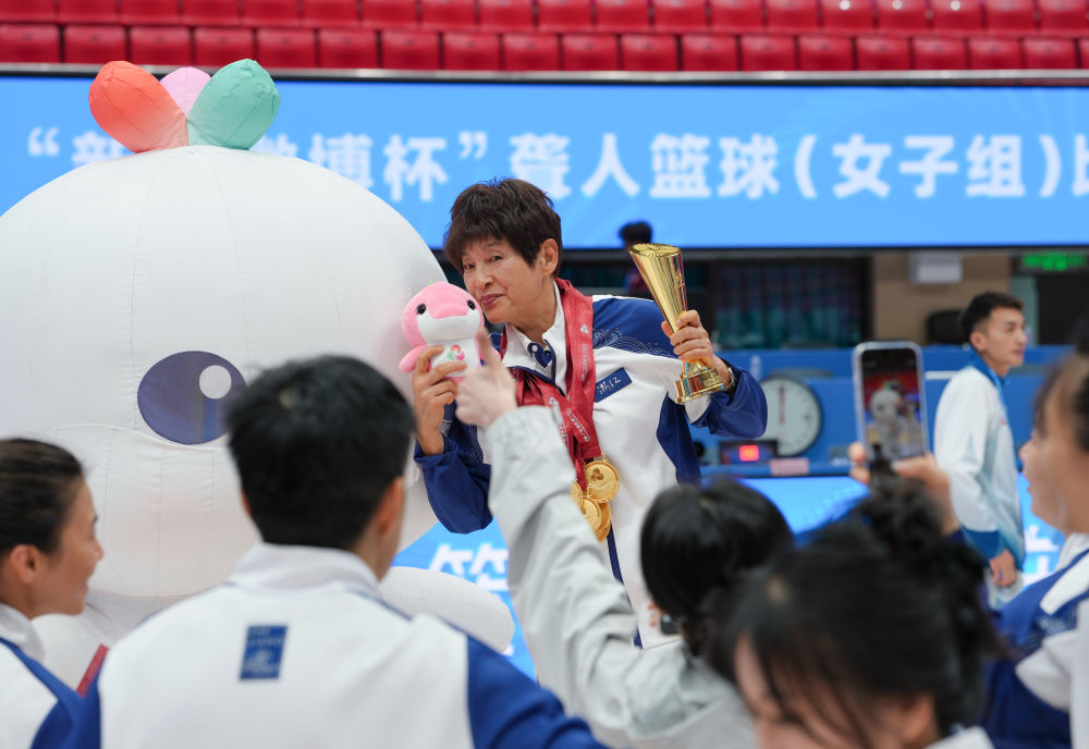 聋人女篮:“听”见花开的声音